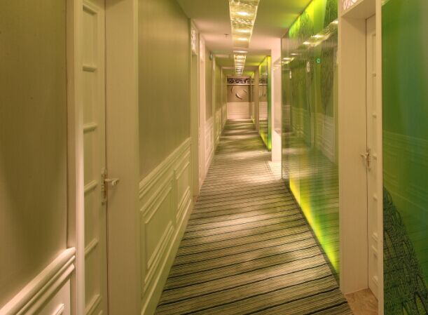 地址:珠海市香州檸溪文化廣場(chǎng)三樓    電話:(0756)2622947    地址:珠海市香州檸溪文化廣場(chǎng)三樓    附近公交線路:公交香寧站(車次:10a路; 10f; 10路; 12路; 14路; 20路; 23路; 32路; 55路; 56路; 201… 魚美人檸溪分院